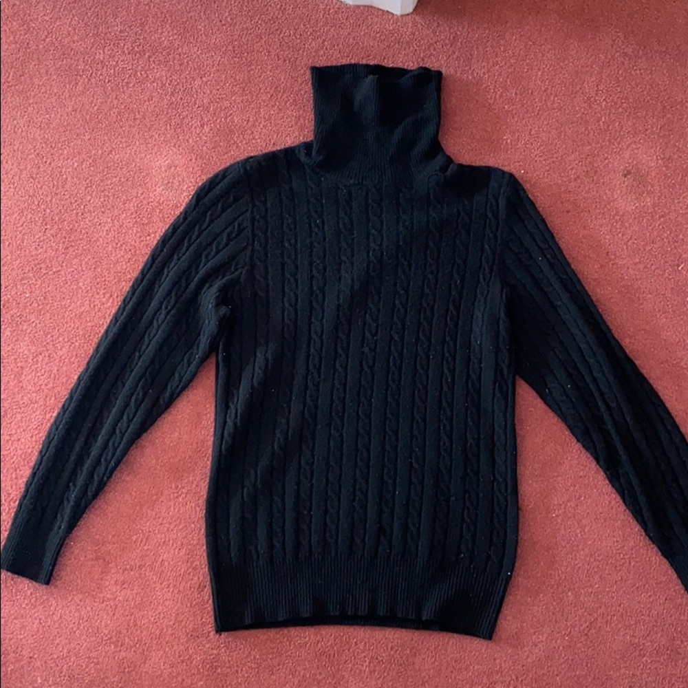 Neiman Marcus EXCLUSIVE Cashmere Sweater